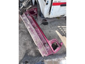 Renault R19 arka kesme panel