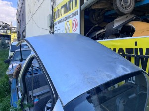 Renault Clio 2 kesme tavan 