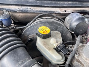 Ford Mondeo fren hidrolik bidonu 