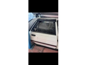 Renault R9 sag arka kapı 