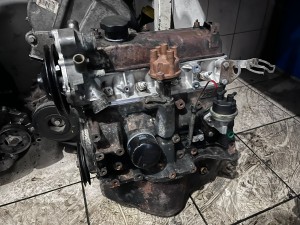 Renault R9 1.6 komple motor 
