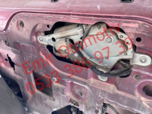 Renault Kangoo arka silecek motoru 
