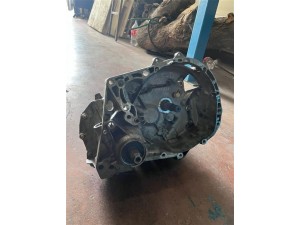 Renault Clio 1.5 dizel arkadan marşlı şanzıman 