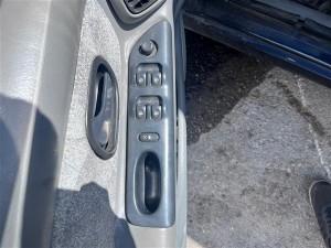 Renault Laguna 1 dörtlü cam dügmesi 