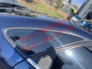 Renault Laguna 1 sag arka kelebek camı 