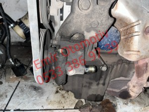 Renault Clio 1.4 8v direksiyon pompası