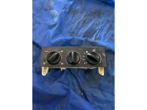 Renault R19 kalorifer kontrol paneli çıkma