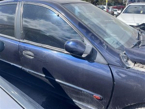 Renault Laguna 1 sag ön kapı 