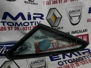 Renault R21 sol arka kelebek camı 