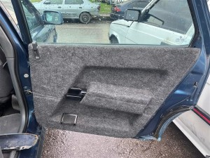 Renault R21 sag arka kapı döşemesi 