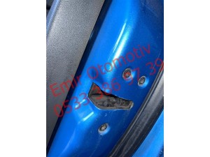 Ford Focus 2.5 sag ön kapı kilidi