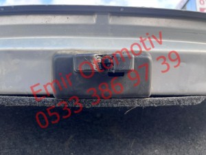 Renault Megane 2 bagaj kilidi 