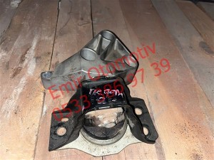 Renault Clio  2 motor kulagı 