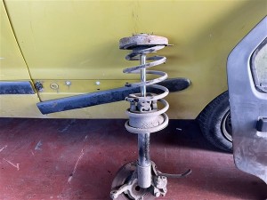 Renault R19 sol ön amörtisör 