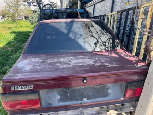 Renault R9 bagaj kapagı 