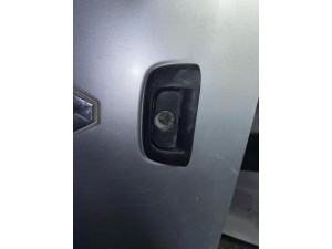 RENAULT CLİO 2 BAGAJ AÇMA DÜGMESİ 