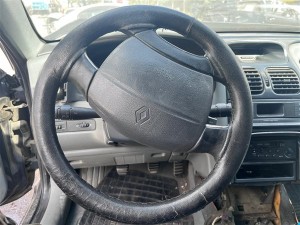 Renault Laguna 1 direksiyon airbagı 