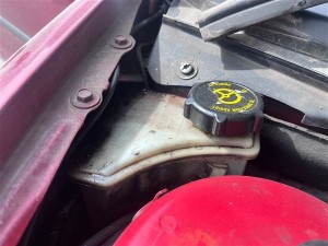 Ford Mondeo direksiyon hidrolik yag bidonu 