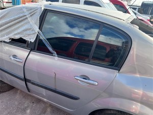 Renault Megane 2 sol arka kapı 