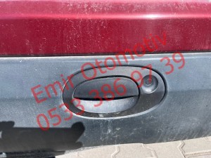 Renault Kangoo arka bagaj kapagı açma kolu 