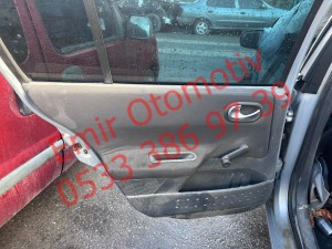 Renault Megane 2 sol arka kapı  döşemesi 