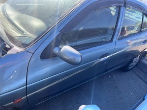 Renault Megane 1 sol ön kapı