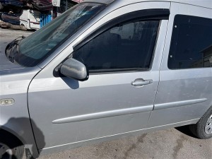 Chery Taxim sol ön kapı 