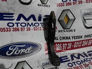 Renault R21 debriyaj pedalı 