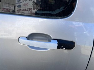 Chery Taxim sag arka kapı kolu 