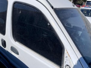 RENAULT KANGOO SAG ÖN KAPI CAMI 