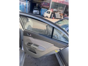 Geely Emgrand sag arka kapı döşemesi