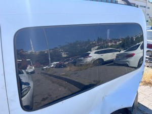 RENAULT KANGOO SOL ARKA CAM 