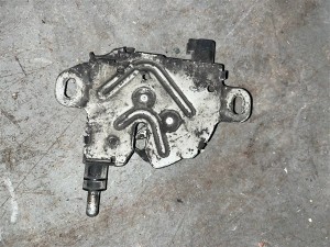 Ford Focus 2 kaput kilidi 